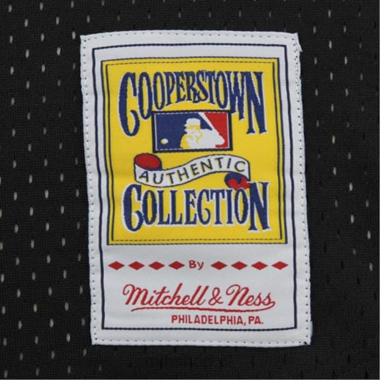 pittsburgh pirates willie stargell mitchell & ness czarna 1982 autentyczna kolekcja cooperstown siatkowa koszulka treningowa mrugnięcia mężczyźni 0J02V405 MLB Jerseys